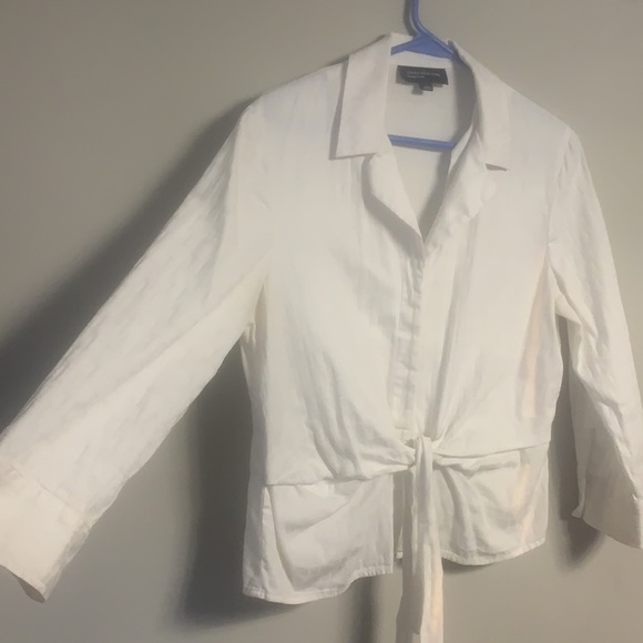 Jones New York Large white button up with bottom tie - Picture 3 of 3